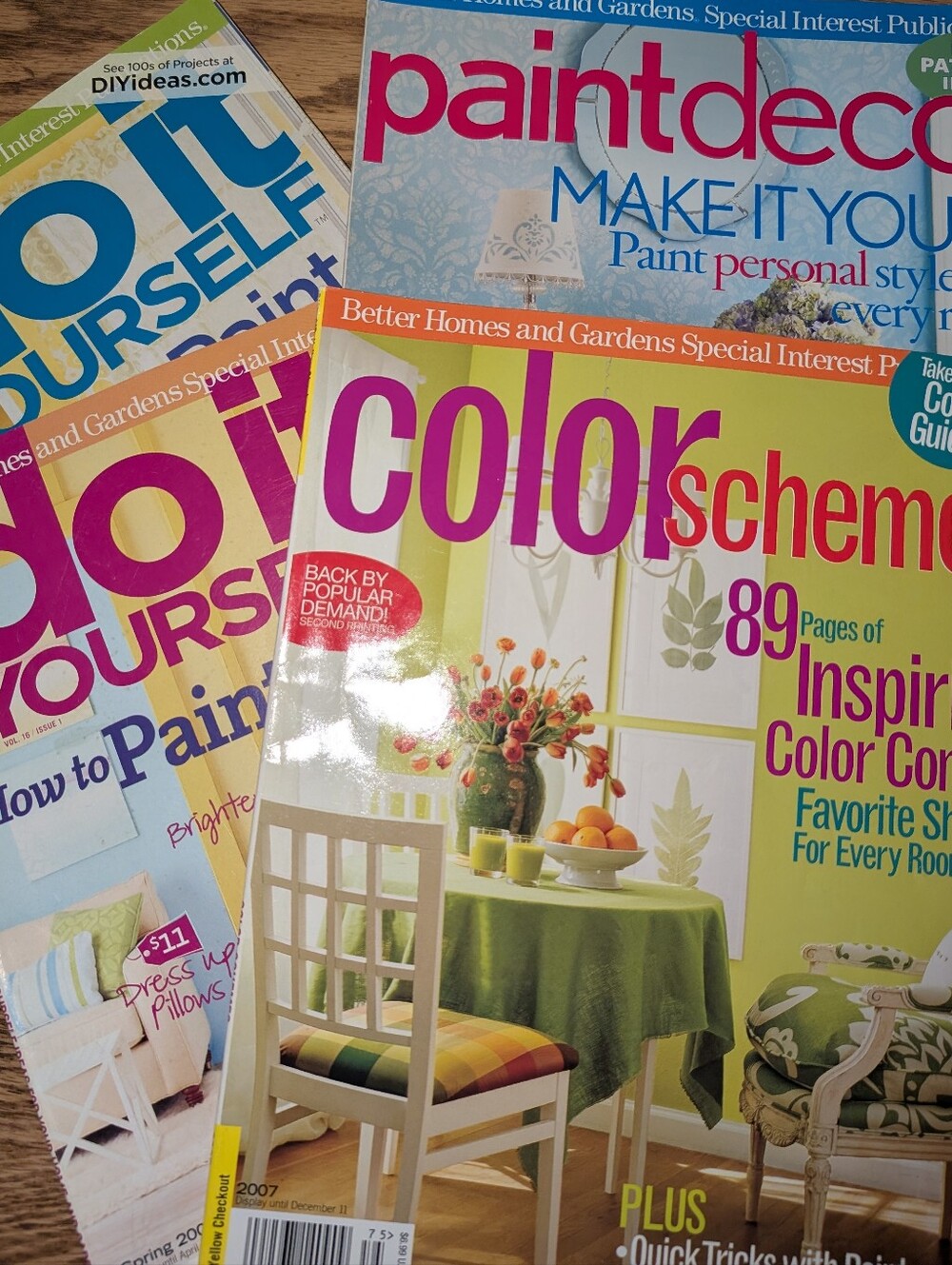 Set Of Four DIY Paint Decor Magazines For Inspo, Directions